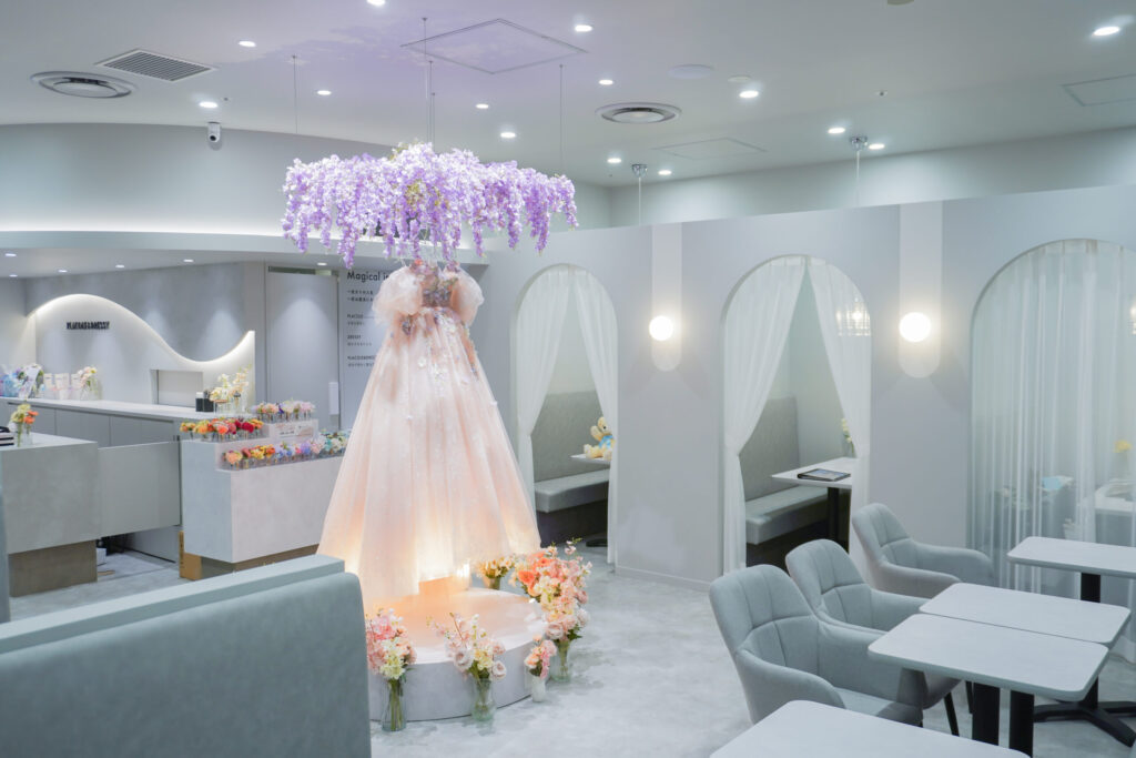 DRESSY CAFE （大阪）